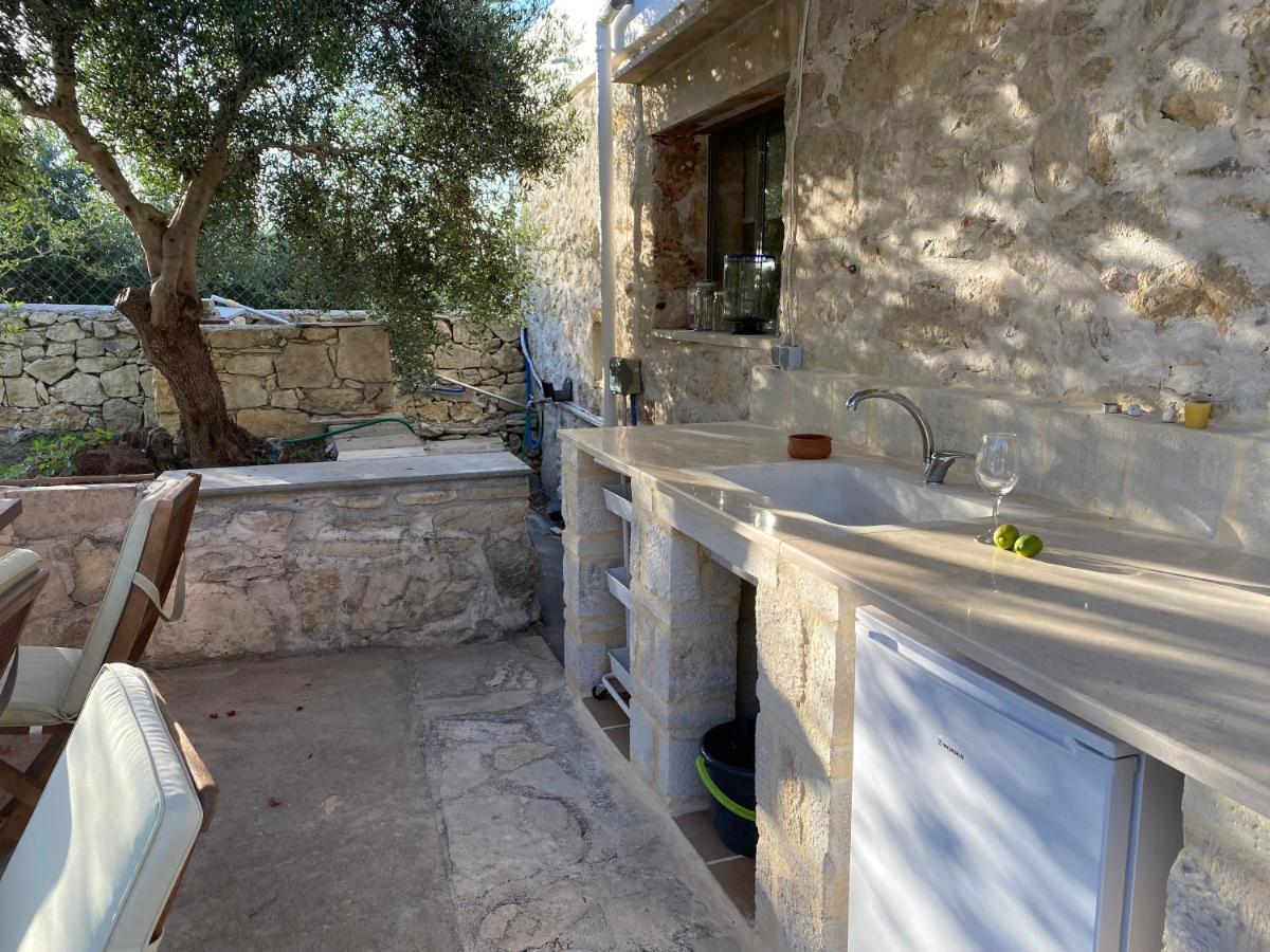 Old Stone Villa In Apokoronas Villa Nostalgia Kreta Fílippos Extérieur photo